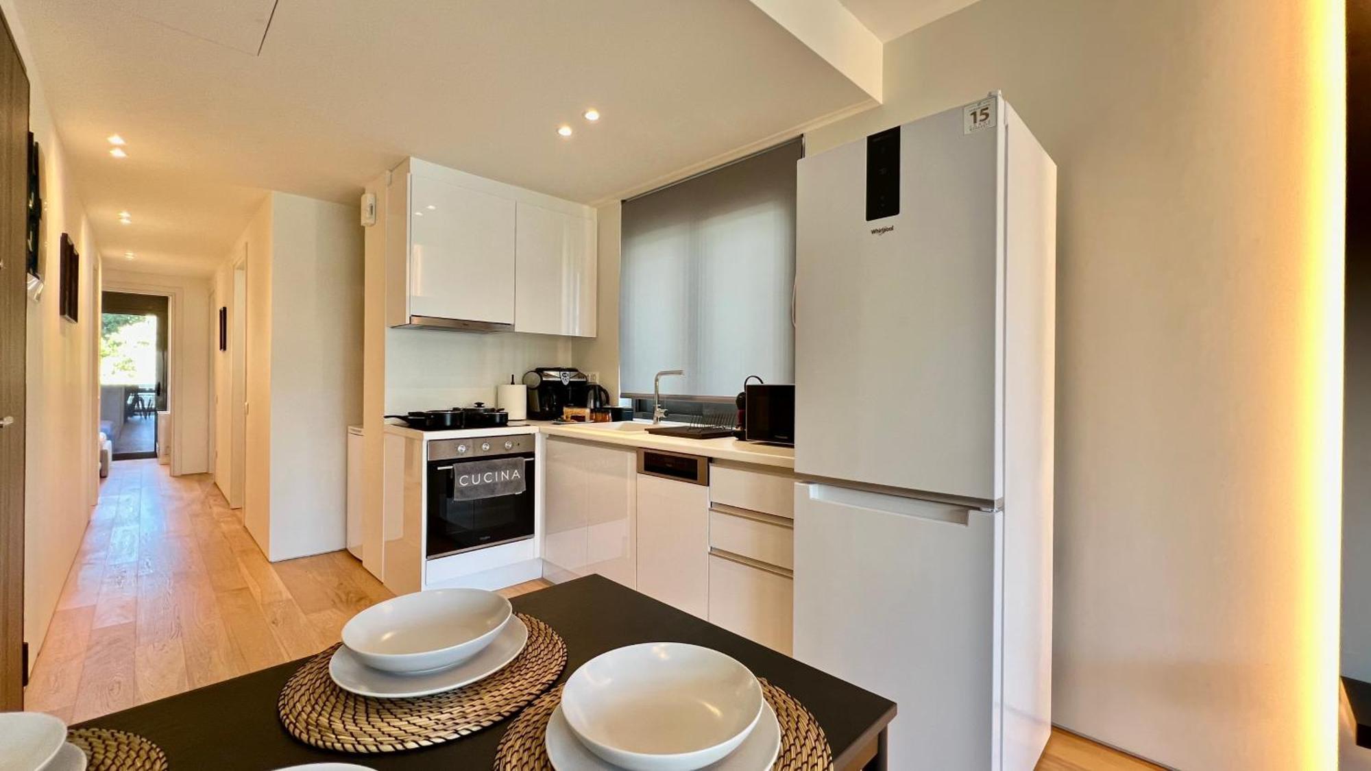 Orfeos Modern Retreat In Glyfada * Athens