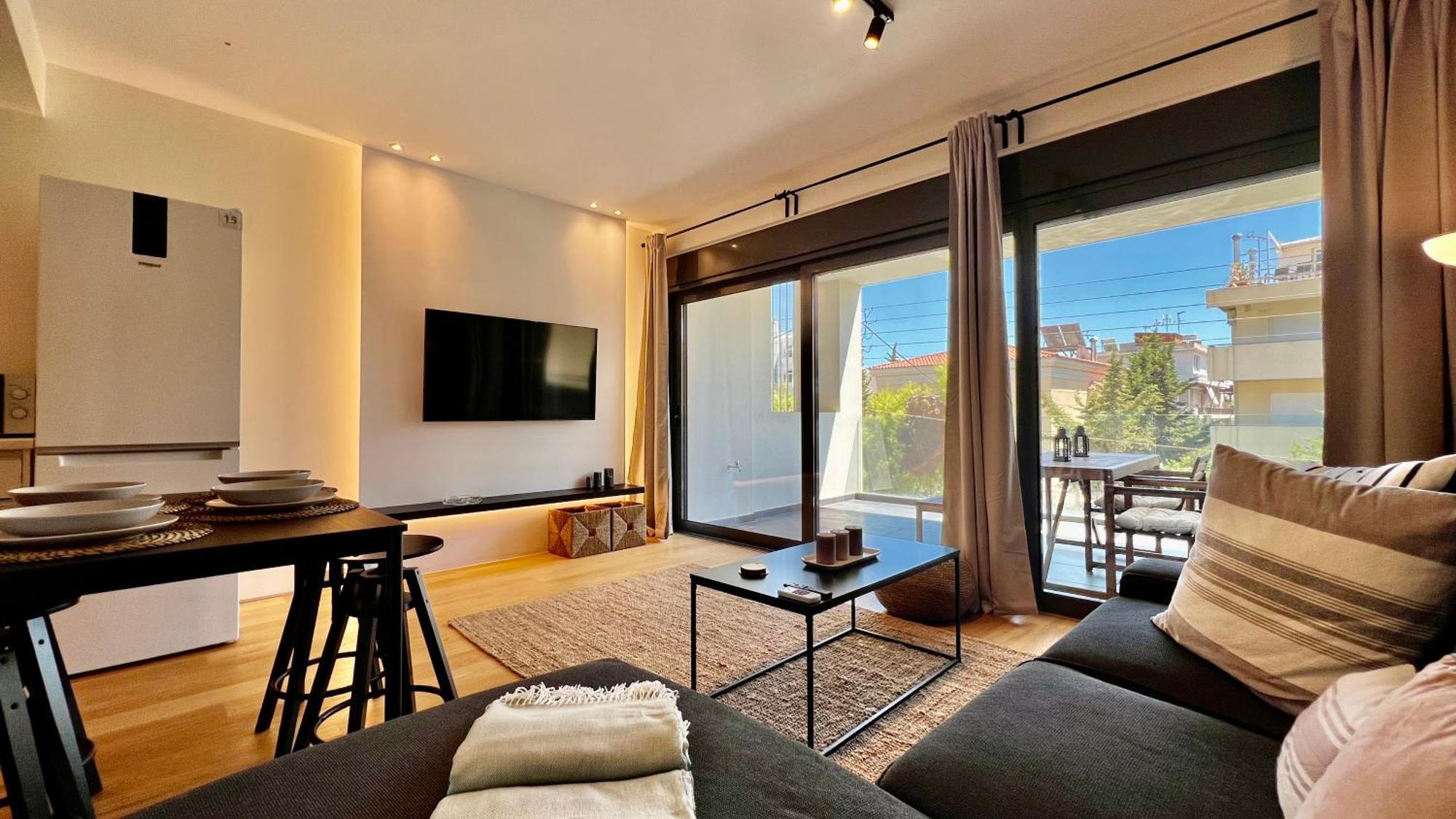 Apartment Orfeos Modern Retreat In Glyfada *
